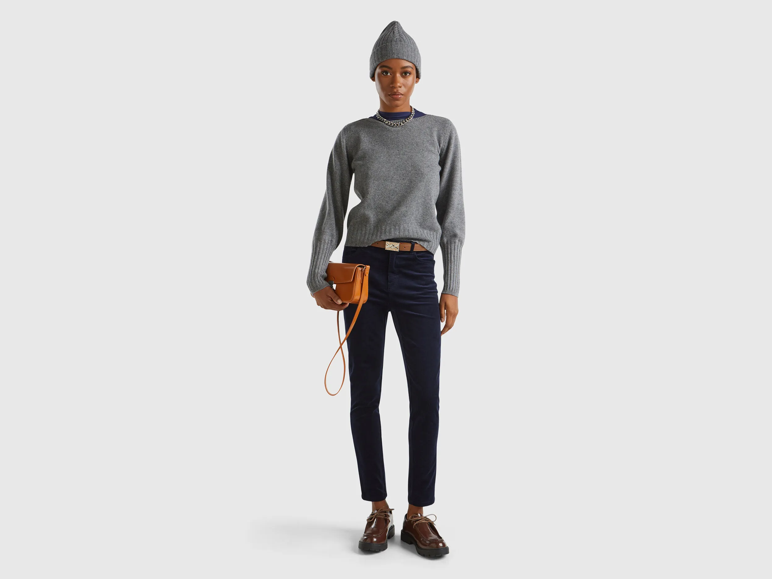 Pulli mit U-Boot-Ausschnitt