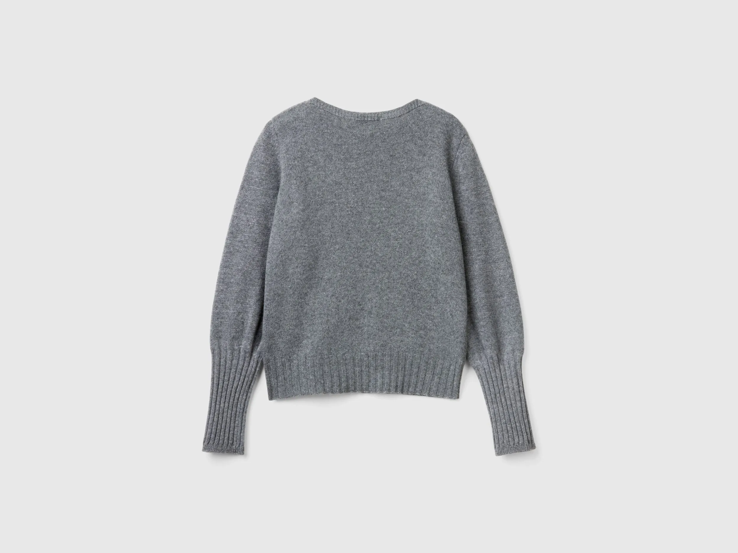 Pulli mit U-Boot-Ausschnitt